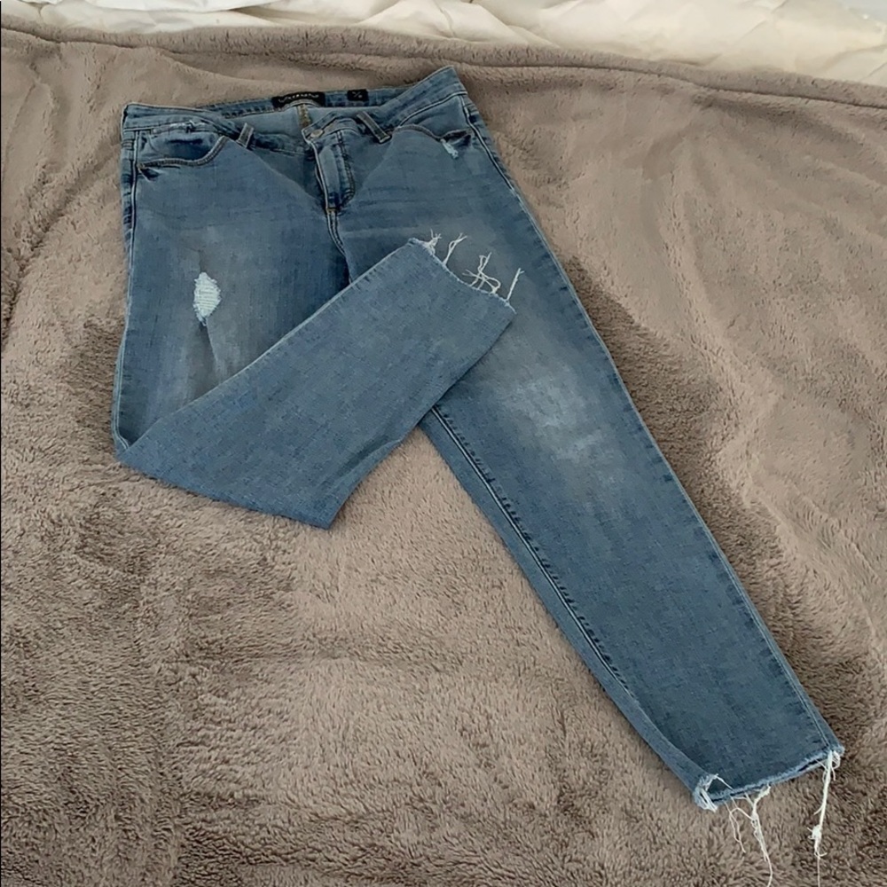 Lucky brand medium wash Hayden crop jeans